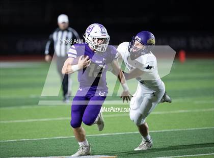 Thumbnail 1 in Shiner v Mason (UIL 2A D1 Area Round Playoff) photogallery.
