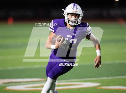 Thumbnail 2 in Shiner v Mason (UIL 2A D1 Area Round Playoff) photogallery.