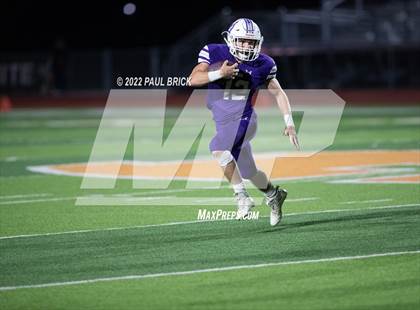 Thumbnail 3 in Shiner v Mason (UIL 2A D1 Area Round Playoff) photogallery.