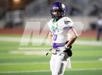 Thumbnail 1 in Shiner v Mason (UIL 2A D1 Area Round Playoff) photogallery.
