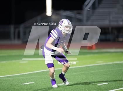 Thumbnail 2 in Shiner v Mason (UIL 2A D1 Area Round Playoff) photogallery.