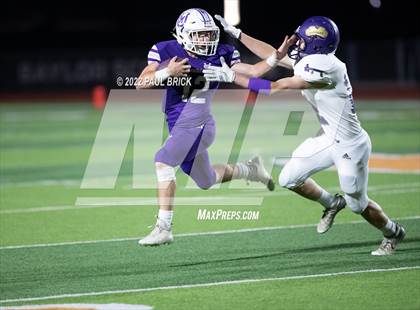 Thumbnail 3 in Shiner v Mason (UIL 2A D1 Area Round Playoff) photogallery.