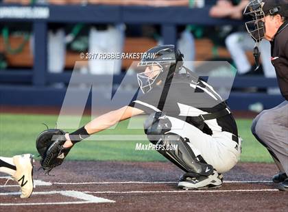 Thumbnail 2 in Martin vs. Carroll (UIL 6A Region 1 Final) photogallery.
