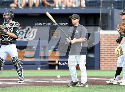 Thumbnail 3 in Martin vs. Carroll (UIL 6A Region 1 Final) photogallery.