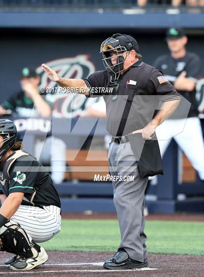 Thumbnail 1 in Martin vs. Carroll (UIL 6A Region 1 Final) photogallery.