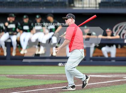 Thumbnail 2 in Martin vs. Carroll (UIL 6A Region 1 Final) photogallery.