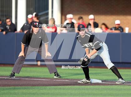 Thumbnail 3 in Martin vs. Carroll (UIL 6A Region 1 Final) photogallery.