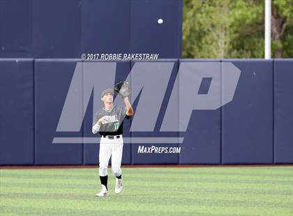 Thumbnail 1 in Martin vs. Carroll (UIL 6A Region 1 Final) photogallery.