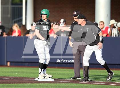 Thumbnail 1 in Martin vs. Carroll (UIL 6A Region 1 Final) photogallery.