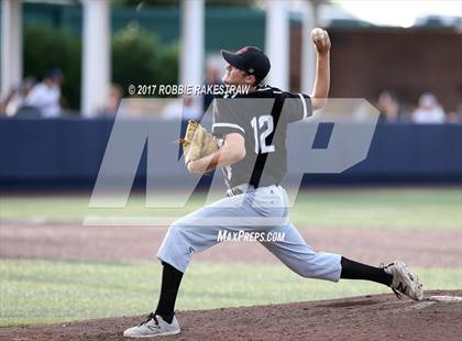 Thumbnail 2 in Martin vs. Carroll (UIL 6A Region 1 Final) photogallery.