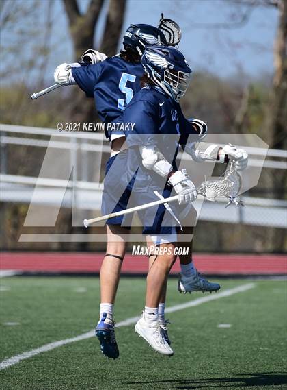 Thumbnail 3 in East Catholic @ Xavier photogallery.