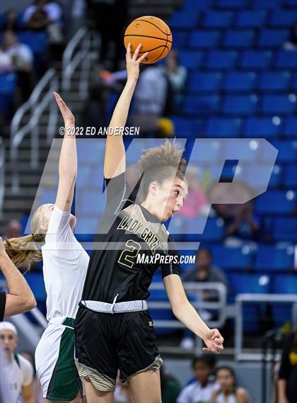 Thumbnail 1 in Bishop Manogue vs. Spring Valley (NIAA State 5A Semifinal) photogallery.