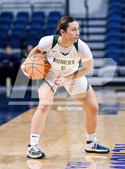 Thumbnail 2 in Bishop Manogue vs. Spring Valley (NIAA State 5A Semifinal) photogallery.