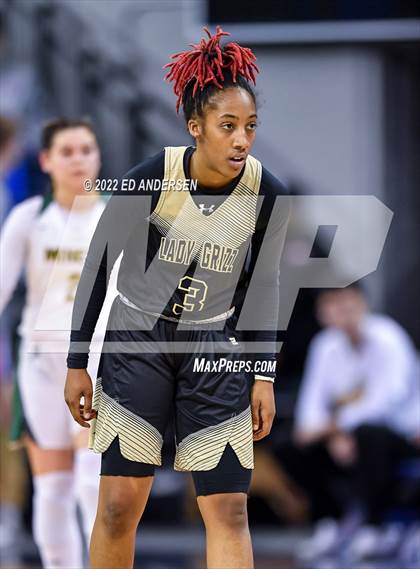 Thumbnail 2 in Bishop Manogue vs. Spring Valley (NIAA State 5A Semifinal) photogallery.