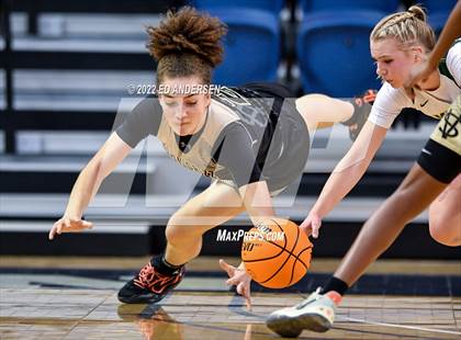 Thumbnail 2 in Bishop Manogue vs. Spring Valley (NIAA State 5A Semifinal) photogallery.
