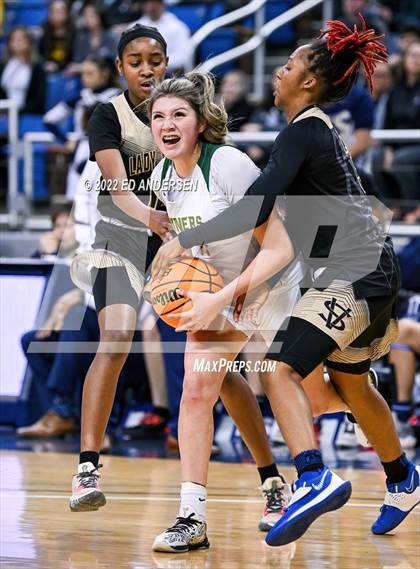 Thumbnail 2 in Bishop Manogue vs. Spring Valley (NIAA State 5A Semifinal) photogallery.