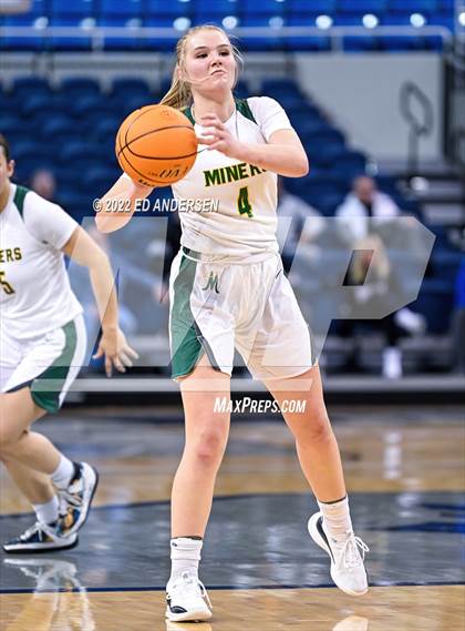 Thumbnail 1 in Bishop Manogue vs. Spring Valley (NIAA State 5A Semifinal) photogallery.