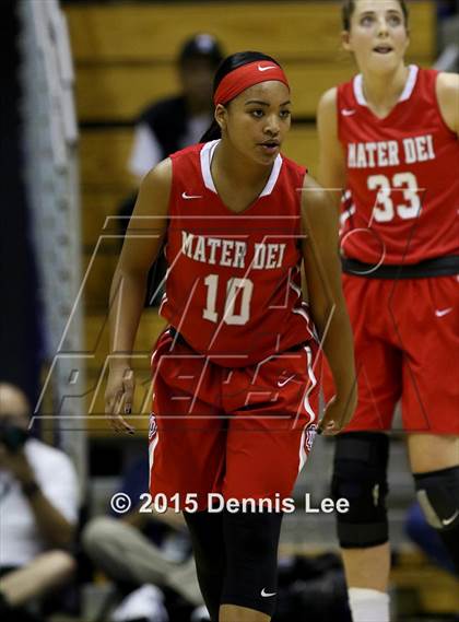 Thumbnail 1 in St. Mary's vs. Mater Dei (CIF State Open Division Final) photogallery.
