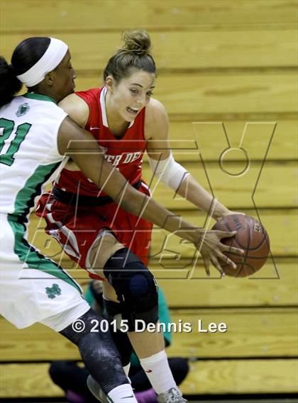 Thumbnail 3 in St. Mary's vs. Mater Dei (CIF State Open Division Final) photogallery.