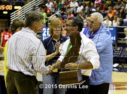 Thumbnail 3 in St. Mary's vs. Mater Dei (CIF State Open Division Final) photogallery.
