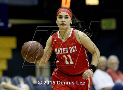 Thumbnail 3 in St. Mary's vs. Mater Dei (CIF State Open Division Final) photogallery.