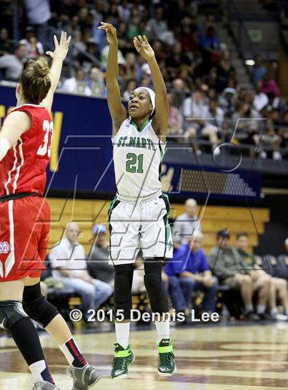 Thumbnail 3 in St. Mary's vs. Mater Dei (CIF State Open Division Final) photogallery.