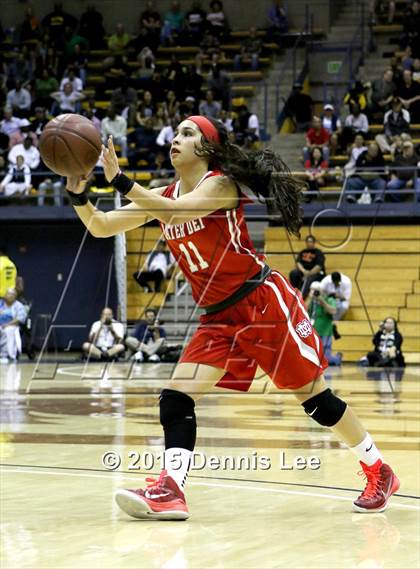 Thumbnail 2 in St. Mary's vs. Mater Dei (CIF State Open Division Final) photogallery.