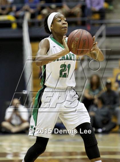 Thumbnail 2 in St. Mary's vs. Mater Dei (CIF State Open Division Final) photogallery.