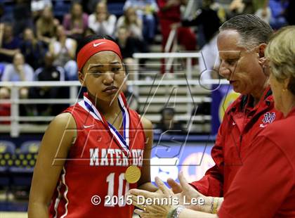 Thumbnail 3 in St. Mary's vs. Mater Dei (CIF State Open Division Final) photogallery.