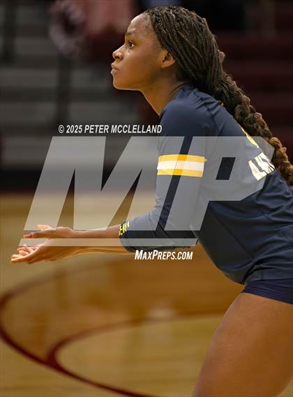 Thumbnail 3 in Andover @ Newburyport photogallery.