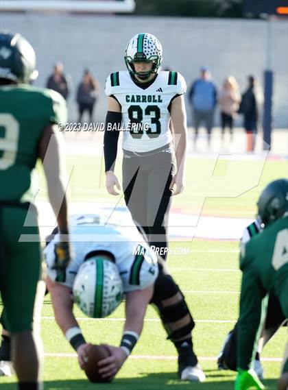 Thumbnail 1 in DeSoto vs. Southlake Carroll (UIL 6A D2 Semifinal Playoff) photogallery.