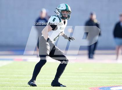 Thumbnail 1 in DeSoto vs. Southlake Carroll (UIL 6A D2 Semifinal Playoff) photogallery.
