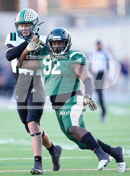 Thumbnail 2 in DeSoto vs. Southlake Carroll (UIL 6A D2 Semifinal Playoff) photogallery.
