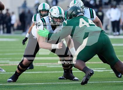 Thumbnail 3 in DeSoto vs. Southlake Carroll (UIL 6A D2 Semifinal Playoff) photogallery.
