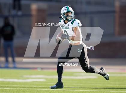 Thumbnail 2 in DeSoto vs. Southlake Carroll (UIL 6A D2 Semifinal Playoff) photogallery.