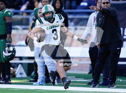Thumbnail 1 in DeSoto vs. Southlake Carroll (UIL 6A D2 Semifinal Playoff) photogallery.