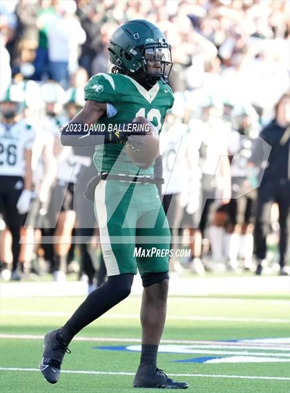 Thumbnail 2 in DeSoto vs. Southlake Carroll (UIL 6A D2 Semifinal Playoff) photogallery.