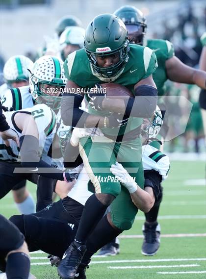Thumbnail 2 in DeSoto vs. Southlake Carroll (UIL 6A D2 Semifinal Playoff) photogallery.