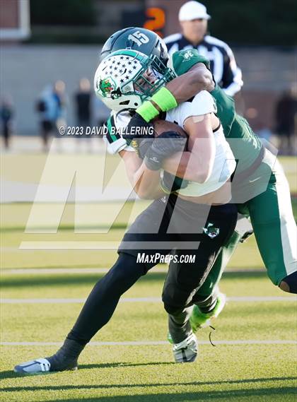 Thumbnail 1 in DeSoto vs. Southlake Carroll (UIL 6A D2 Semifinal Playoff) photogallery.