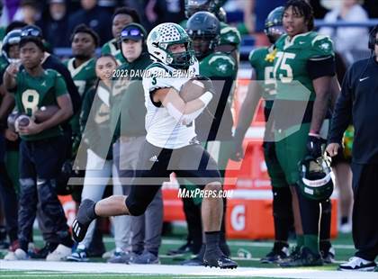 Thumbnail 1 in DeSoto vs. Southlake Carroll (UIL 6A D2 Semifinal Playoff) photogallery.