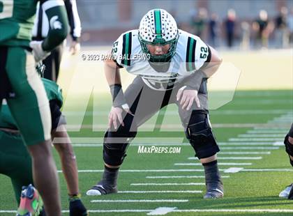 Thumbnail 2 in DeSoto vs. Southlake Carroll (UIL 6A D2 Semifinal Playoff) photogallery.
