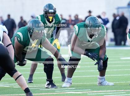 Thumbnail 2 in DeSoto vs. Southlake Carroll (UIL 6A D2 Semifinal Playoff) photogallery.