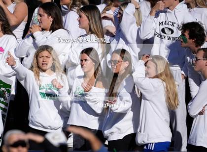 Thumbnail 2 in DeSoto vs. Southlake Carroll (UIL 6A D2 Semifinal Playoff) photogallery.