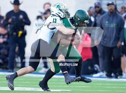 Thumbnail 1 in DeSoto vs. Southlake Carroll (UIL 6A D2 Semifinal Playoff) photogallery.
