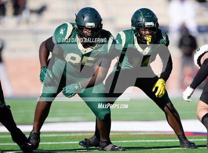 Thumbnail 3 in DeSoto vs. Southlake Carroll (UIL 6A D2 Semifinal Playoff) photogallery.