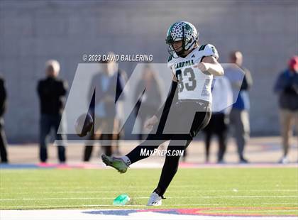 Thumbnail 1 in DeSoto vs. Southlake Carroll (UIL 6A D2 Semifinal Playoff) photogallery.