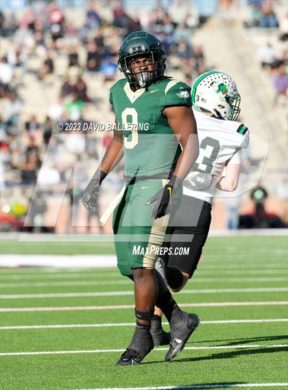Thumbnail 1 in DeSoto vs. Southlake Carroll (UIL 6A D2 Semifinal Playoff) photogallery.