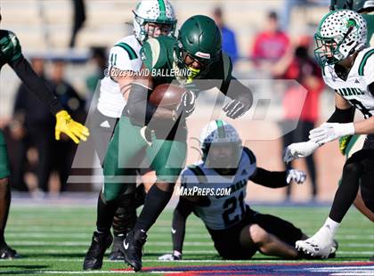 Thumbnail 2 in DeSoto vs. Southlake Carroll (UIL 6A D2 Semifinal Playoff) photogallery.