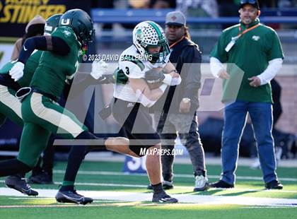 Thumbnail 2 in DeSoto vs. Southlake Carroll (UIL 6A D2 Semifinal Playoff) photogallery.
