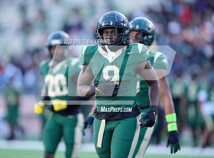 Thumbnail 2 in DeSoto vs. Southlake Carroll (UIL 6A D2 Semifinal Playoff) photogallery.